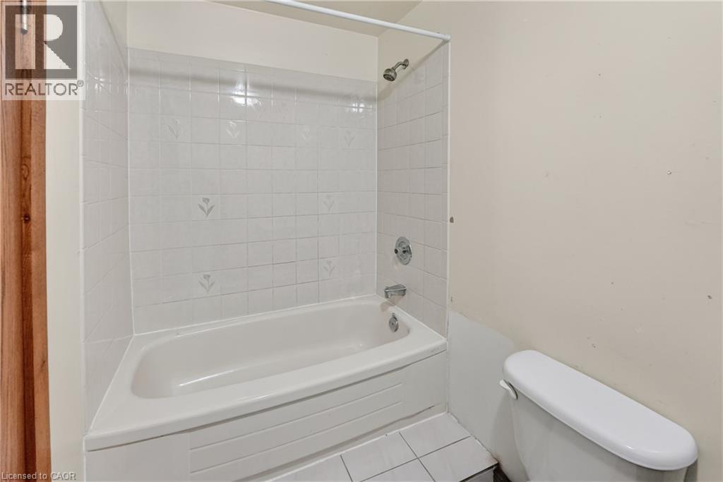61 MOUNTAIN Road, Grimsby, Ontario, L3M4E7 — Photo 27