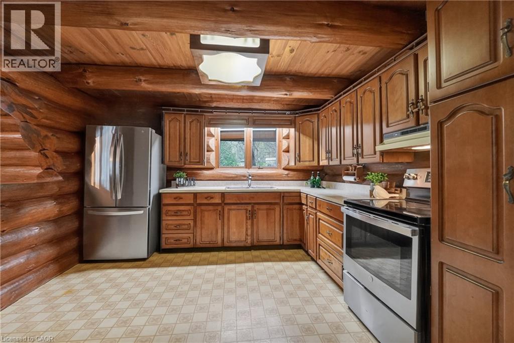 61 MOUNTAIN Road, Grimsby, Ontario, L3M4E7 — Photo 8