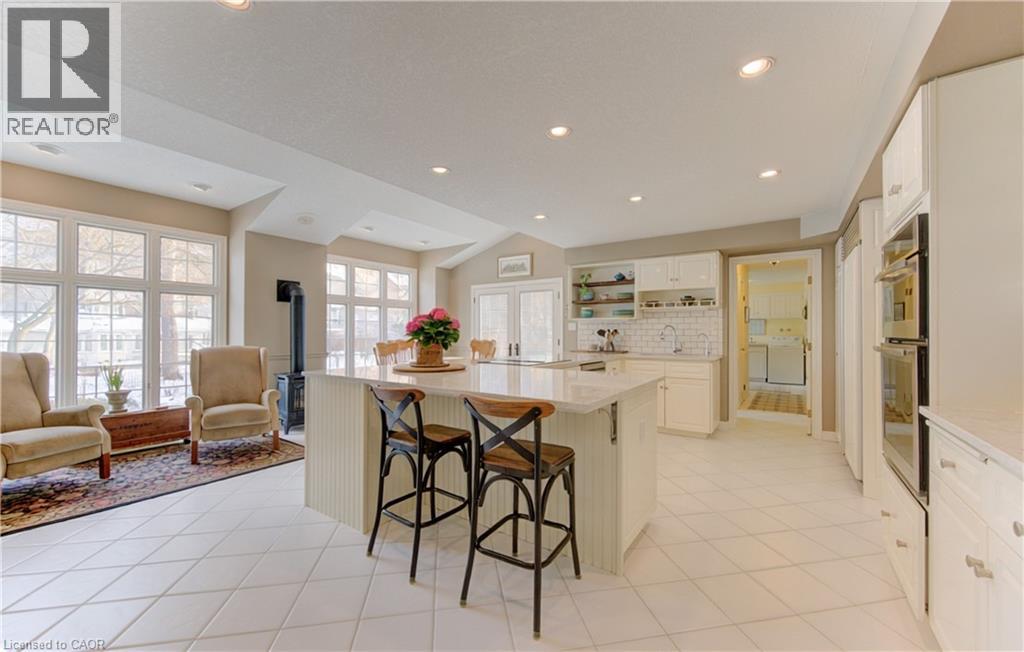 514 COLONIAL Drive, Waterloo, Ontario, N2K1Z6 — Photo 12