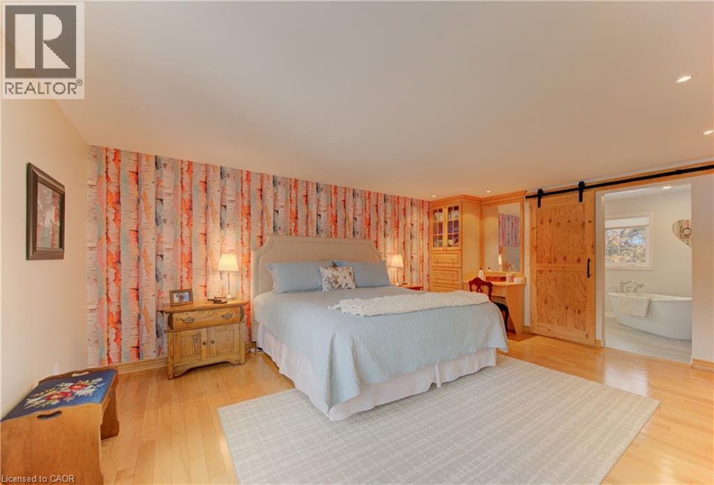 514 COLONIAL Drive, Waterloo, Ontario, N2K1Z6 — Photo 31