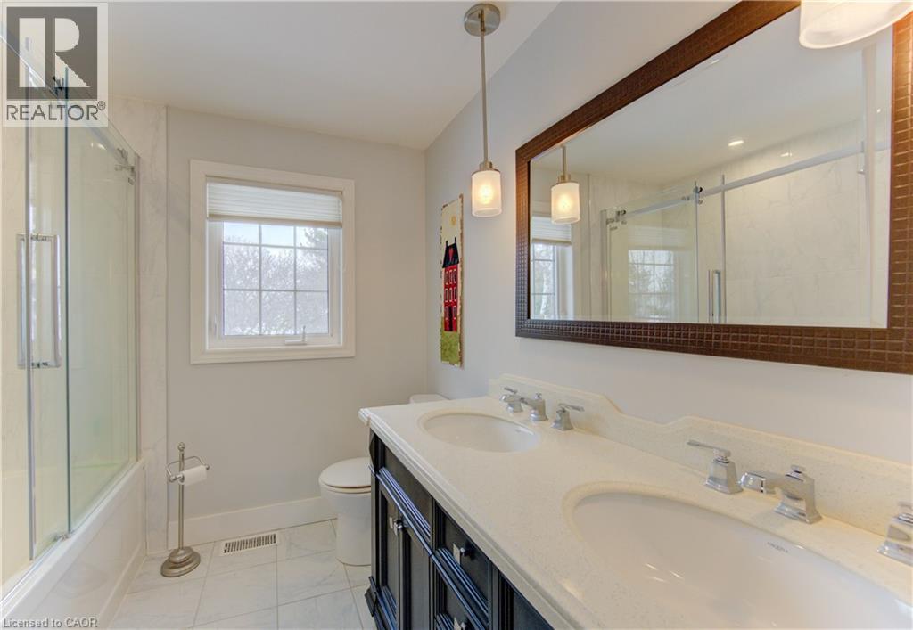 514 COLONIAL Drive, Waterloo, Ontario, N2K1Z6 — Photo 44