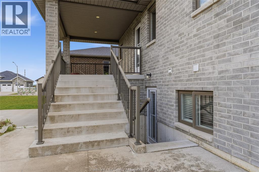 98 PETER AVENUE, Leamington, Ontario, N8H0E7 — Photo 31