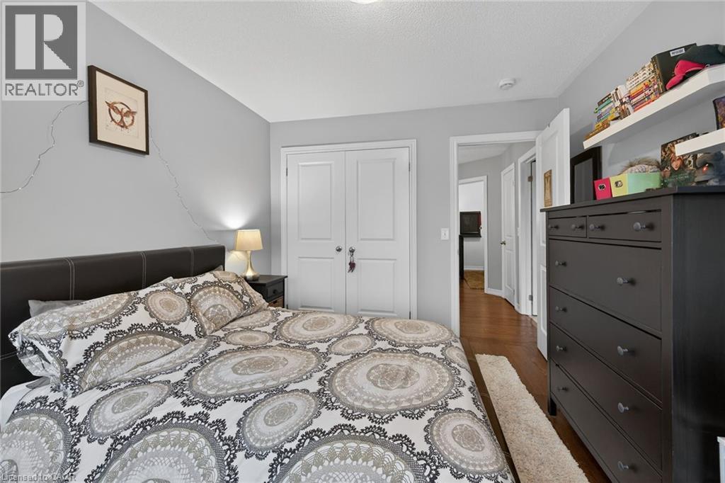 100 NARBONNE Crescent, Stoney Creek, Ontario, L8J0J6 — Photo 29