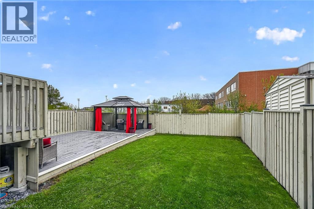 100 NARBONNE Crescent, Stoney Creek, Ontario, L8J0J6 — Photo 46