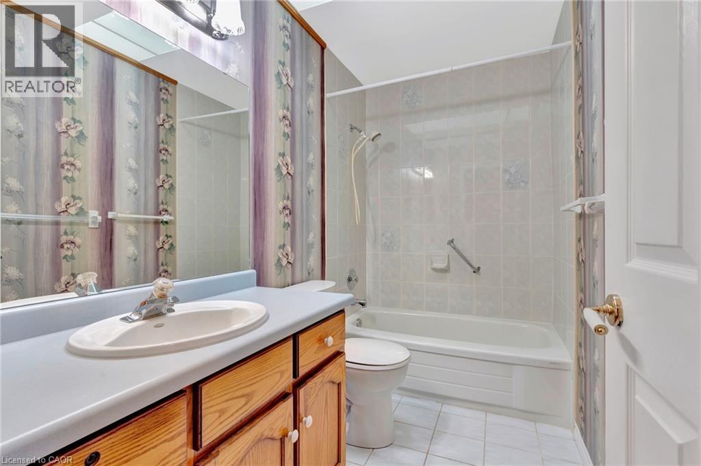 225 BENJAMIN Road Unit# 65, Waterloo, Ontario, N2V1Z3 — Photo 35