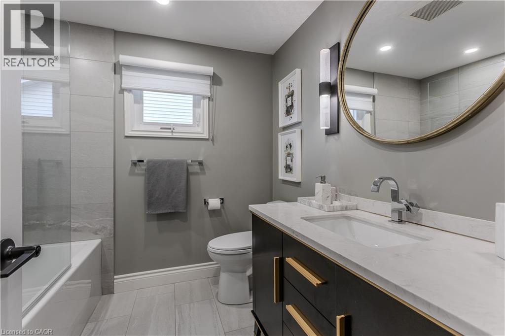 3199 DESMOND Drive, Burlington, Ontario, L7M3N1 — Photo 26
