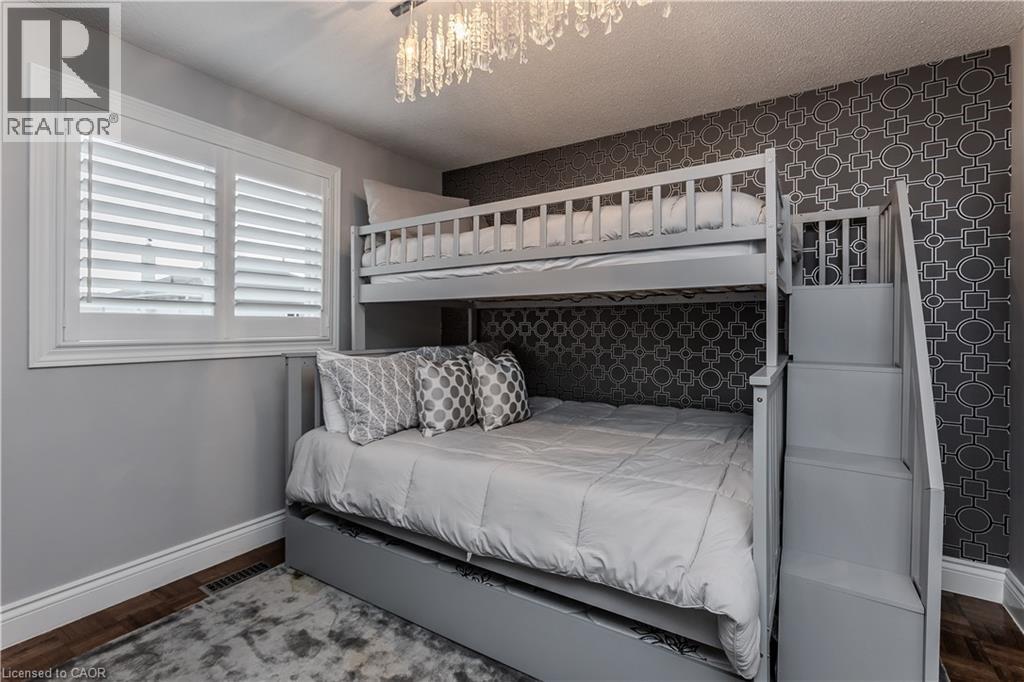 3199 DESMOND Drive, Burlington, Ontario, L7M3N1 — Photo 28