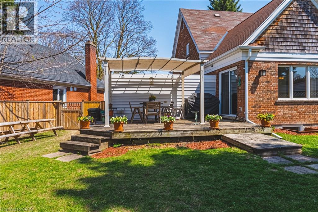 55 VANCAMP Avenue, Kitchener, Ontario, N2M1J1 — Photo 37