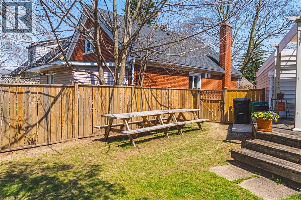 55 VANCAMP Avenue, Kitchener, Ontario, N2M1J1 — Photo 38