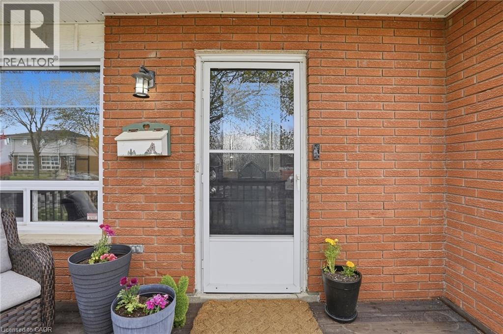 282 ROACH Avenue, Welland, Ontario, L3C2W4 — Photo 6