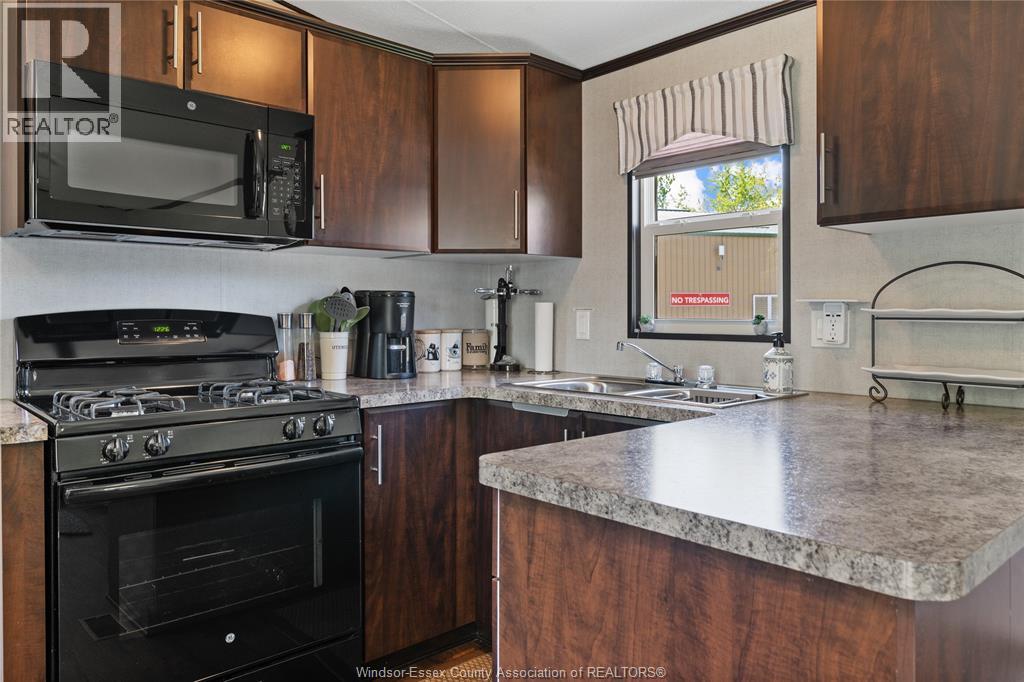 981 COUNTY RD 2 Unit# 500, Lakeshore, Ontario, N0R1A0 — Photo 5