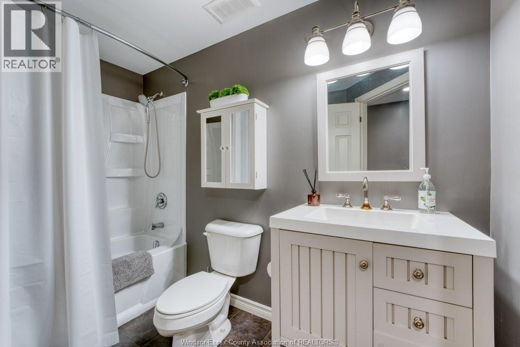 5924 Ballantrae CRESCENT, Windsor, Ontario, N9J3Y7 — Photo 27
