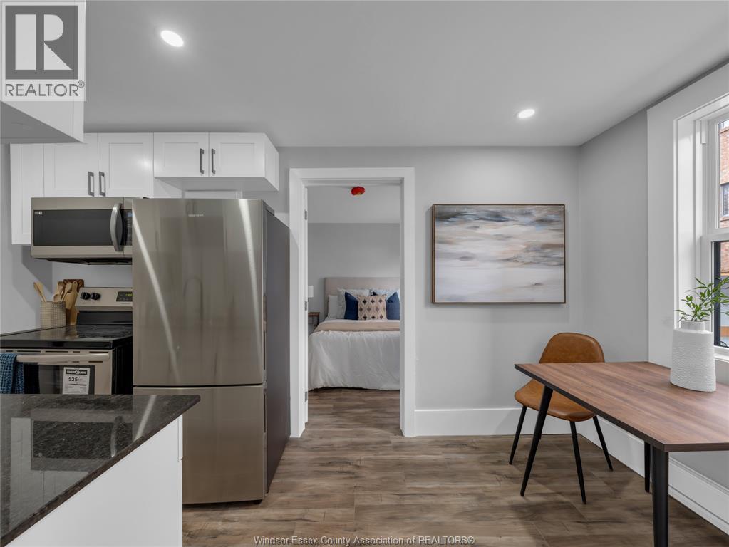 1766 University AVENUE Unit# 9, Windsor, Ontario, N9B1C4 — Photo 5