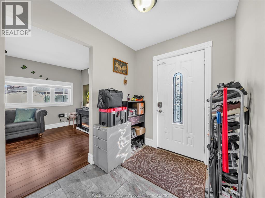 1345 BENTCLIFFE COURT, Windsor, Ontario, N8S4L2 — Photo 5