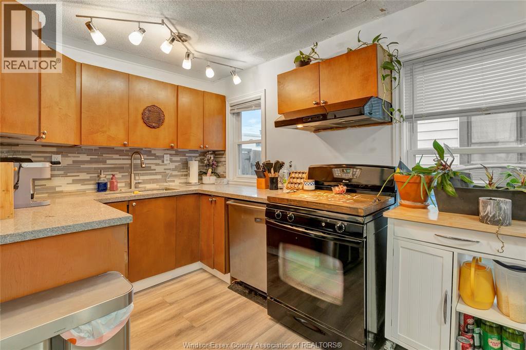1260 OAK, Windsor, Ontario, N8X2B1 — Photo 13