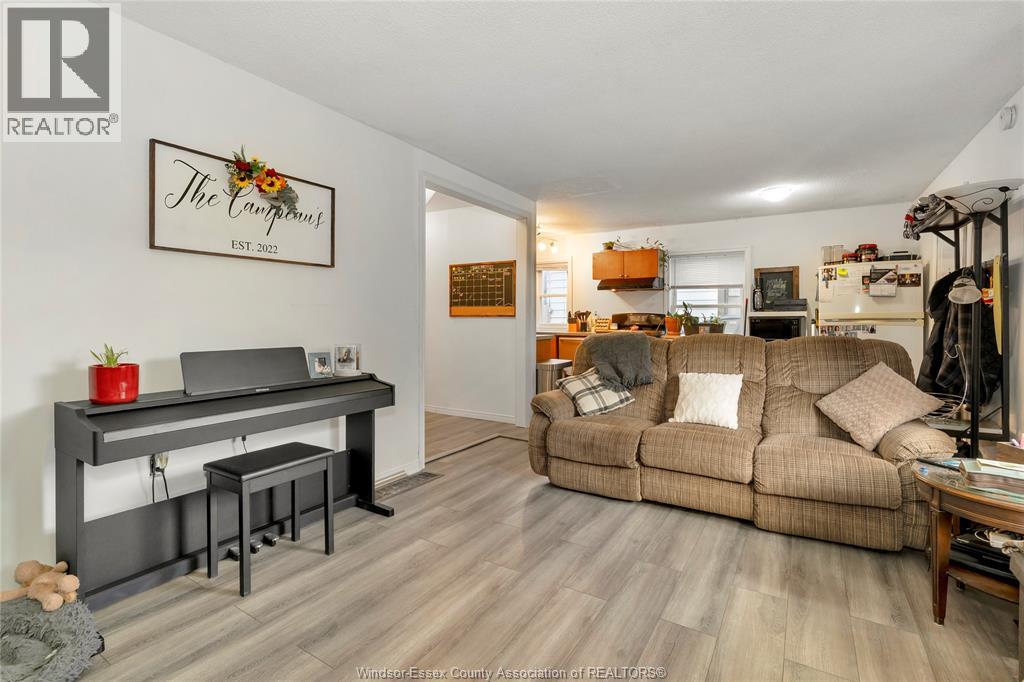 1260 OAK, Windsor, Ontario, N8X2B1 — Photo 7