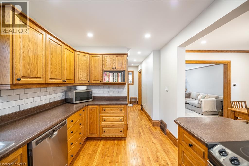 266 GRAHAM Avenue S, Hamilton, Ontario, L8K2M6 — Photo 10