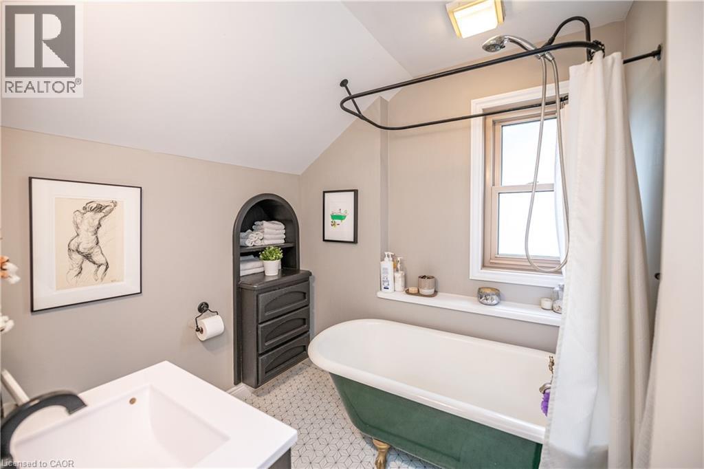 266 GRAHAM Avenue S, Hamilton, Ontario, L8K2M6 — Photo 25