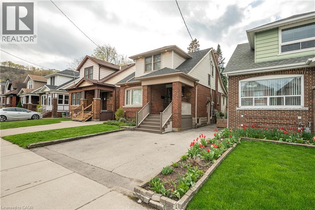 266 GRAHAM Avenue S, Hamilton, Ontario, L8K2M6 — Photo 3