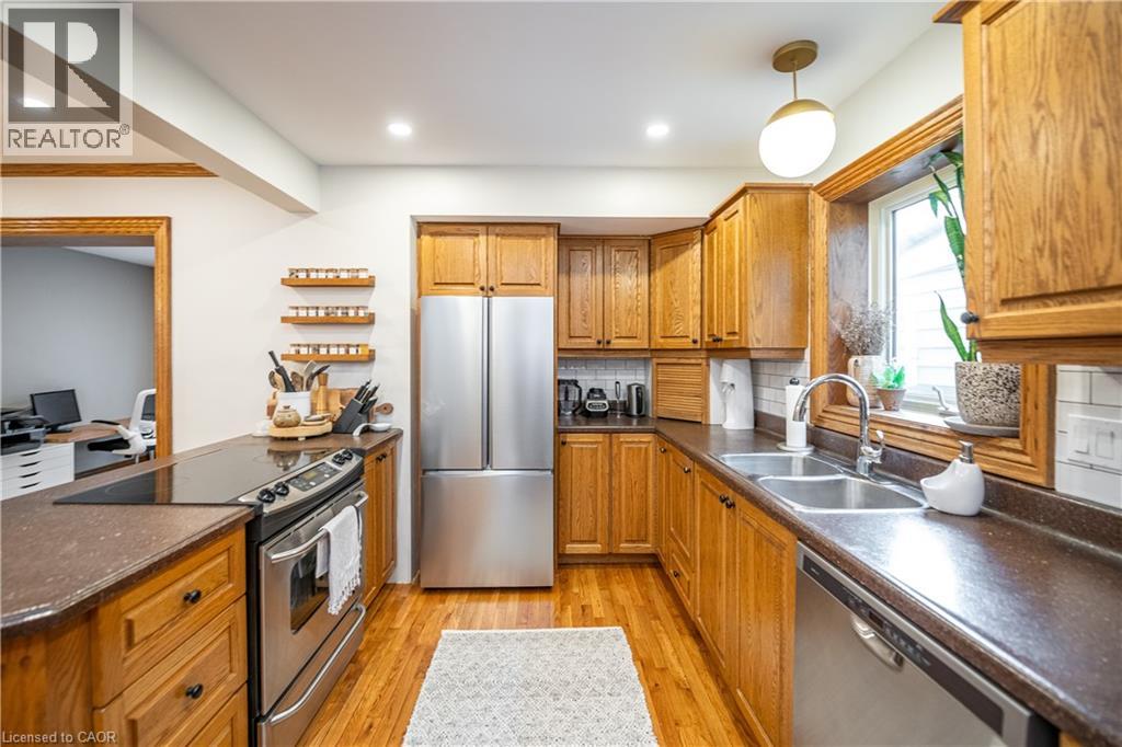 266 GRAHAM Avenue S, Hamilton, Ontario, L8K2M6 — Photo 9
