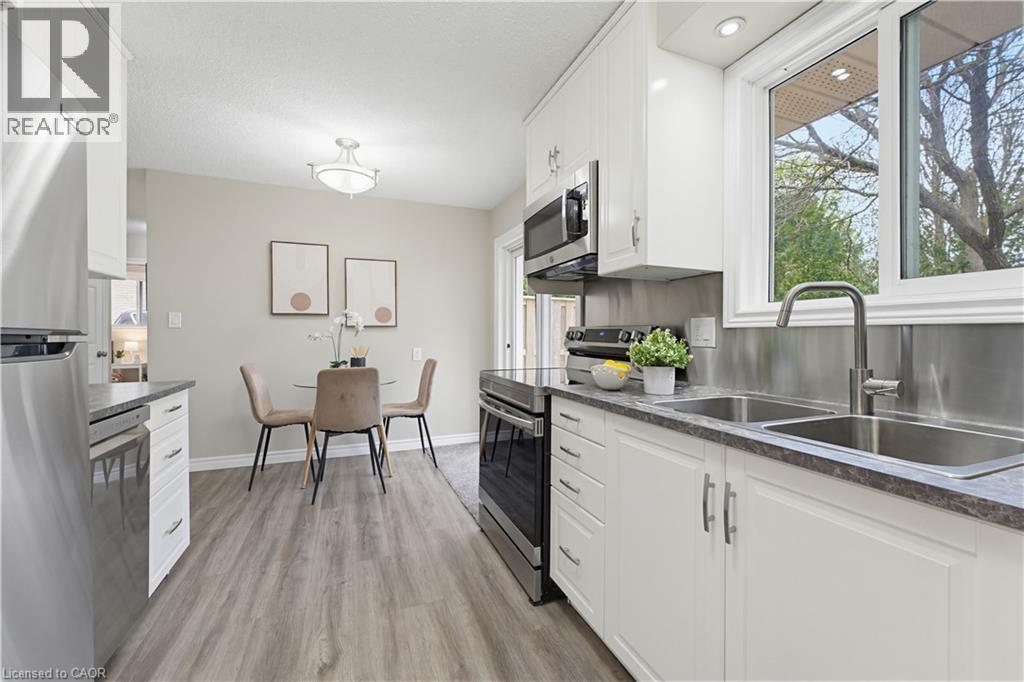 24 HILLMOUNT Street, Kitchener, Ontario, N2C2C6 — Photo 10