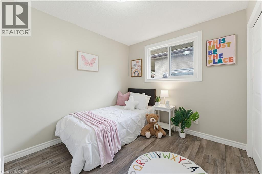 24 HILLMOUNT Street, Kitchener, Ontario, N2C2C6 — Photo 15