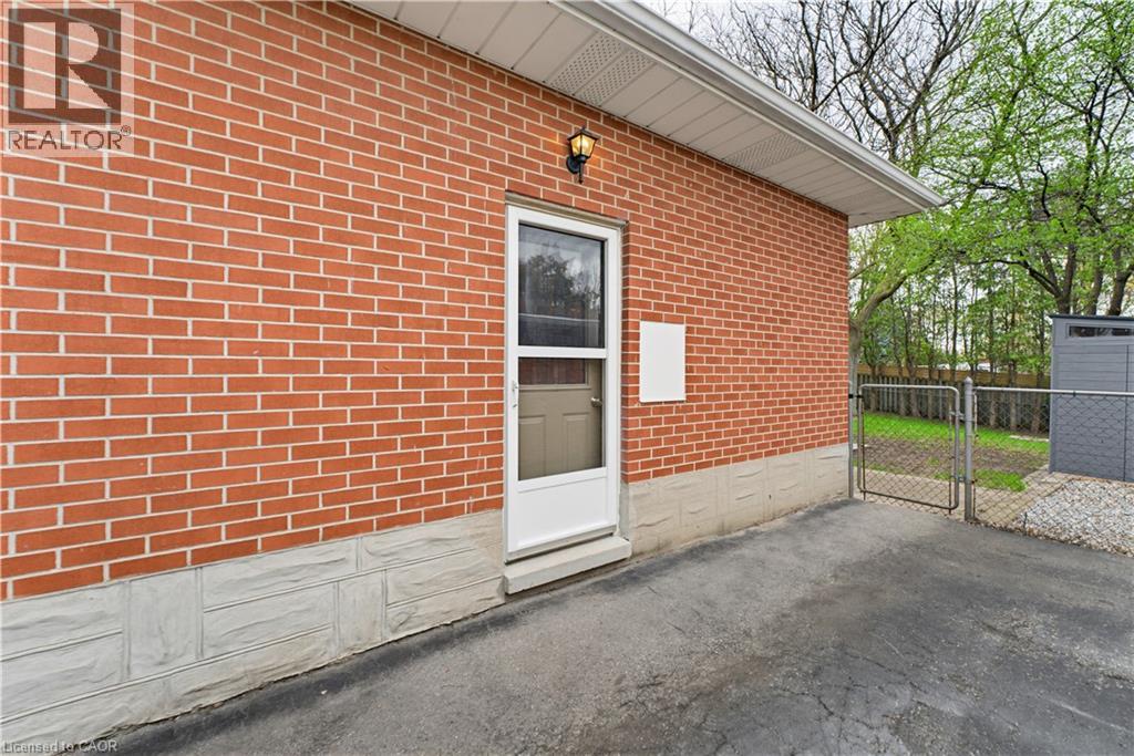 24 HILLMOUNT Street, Kitchener, Ontario, N2C2C6 — Photo 25