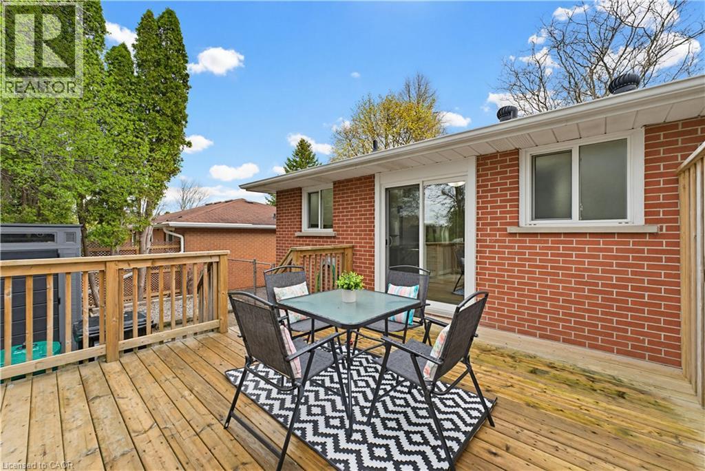 24 HILLMOUNT Street, Kitchener, Ontario, N2C2C6 — Photo 27