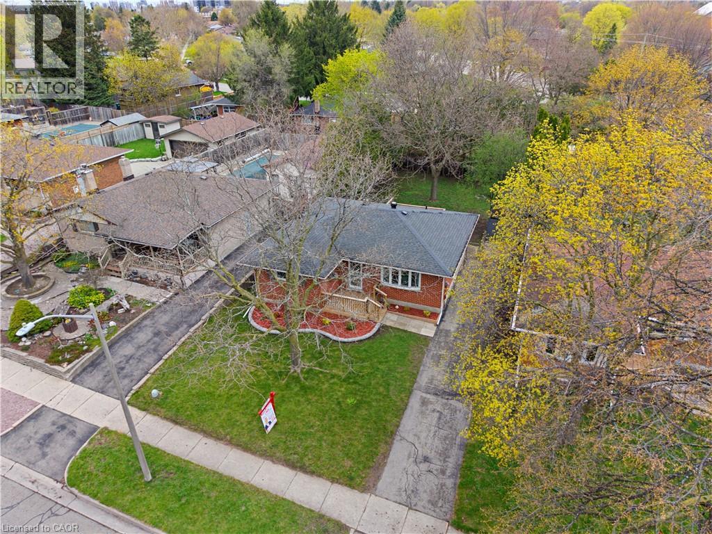 24 HILLMOUNT Street, Kitchener, Ontario, N2C2C6 — Photo 33