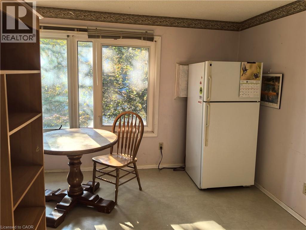 134 GREENBRIER Drive, Waterloo, Ontario, N2L4B5 — Photo 11