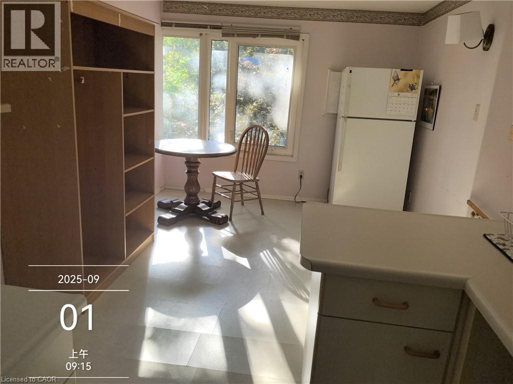 134 GREENBRIER Drive, Waterloo, Ontario, N2L4B5 — Photo 13