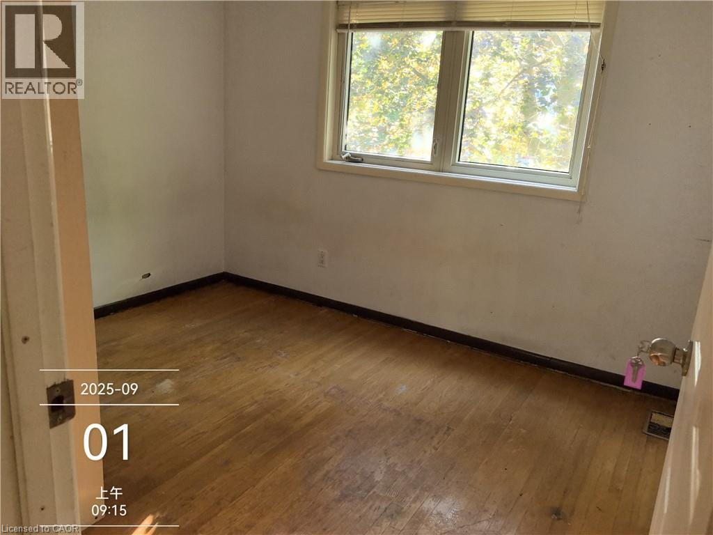 134 GREENBRIER Drive, Waterloo, Ontario, N2L4B5 — Photo 14