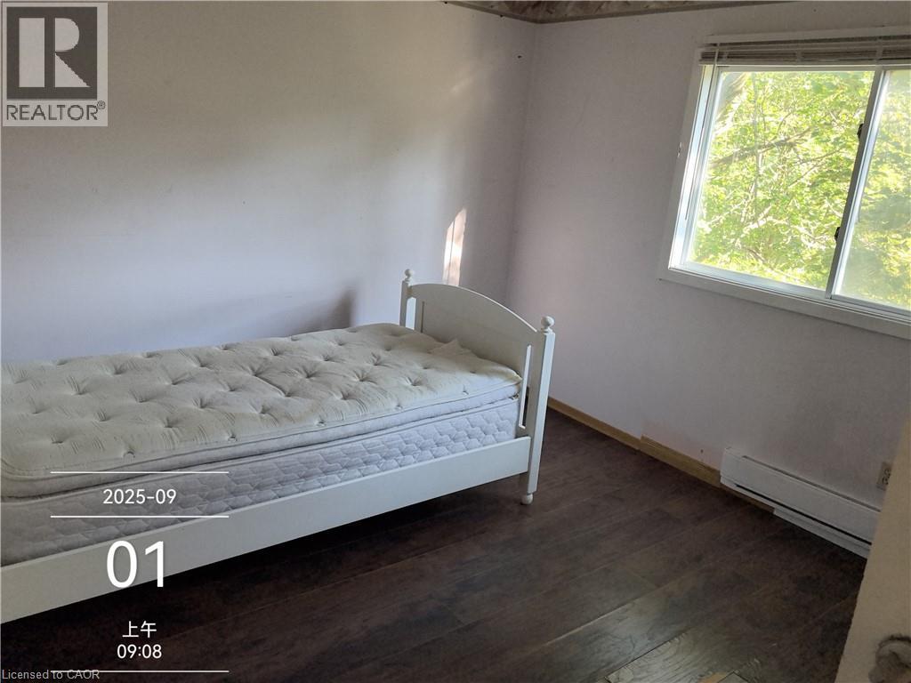 134 GREENBRIER Drive, Waterloo, Ontario, N2L4B5 — Photo 7