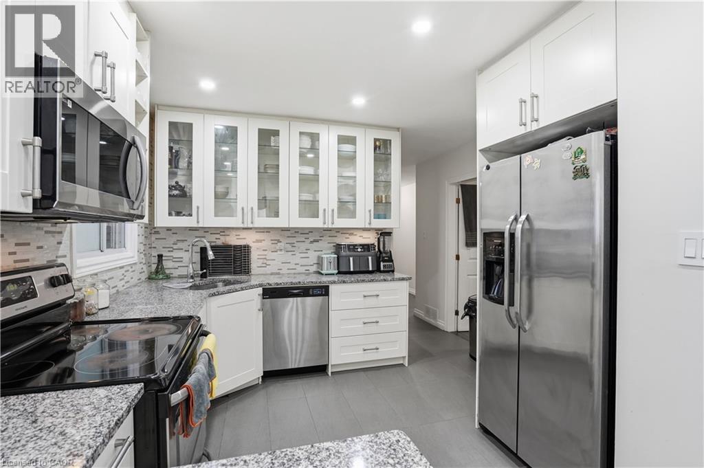 107 DESCHENE Avenue, Hamilton, Ontario, L9A3J9 — Photo 13