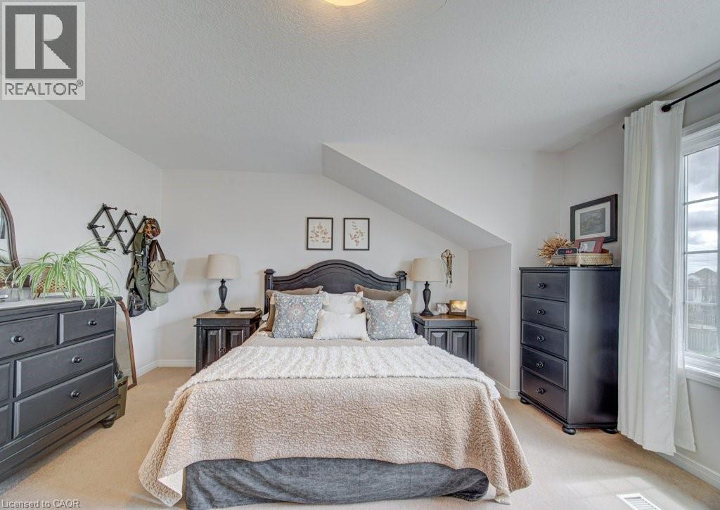 7 RED CLOVER Crescent, Kitchener, Ontario, N2E4G9 — Photo 20