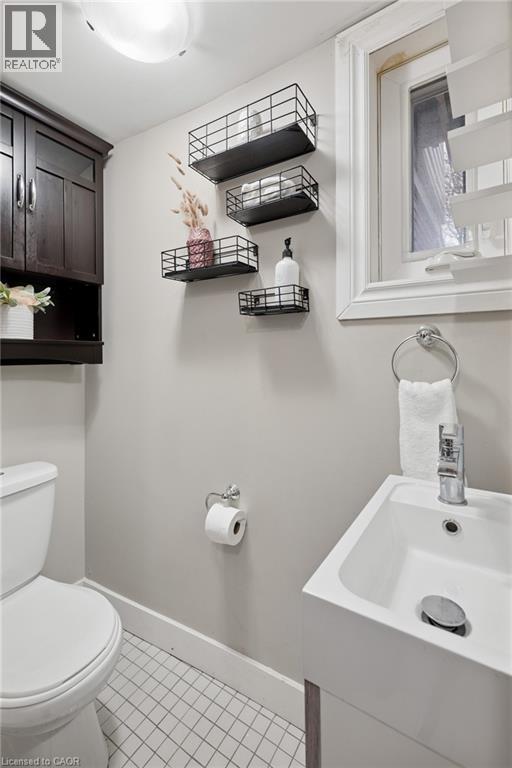 22 DELLROY Avenue, Kitchener, Ontario, N2A2S1 — Photo 20