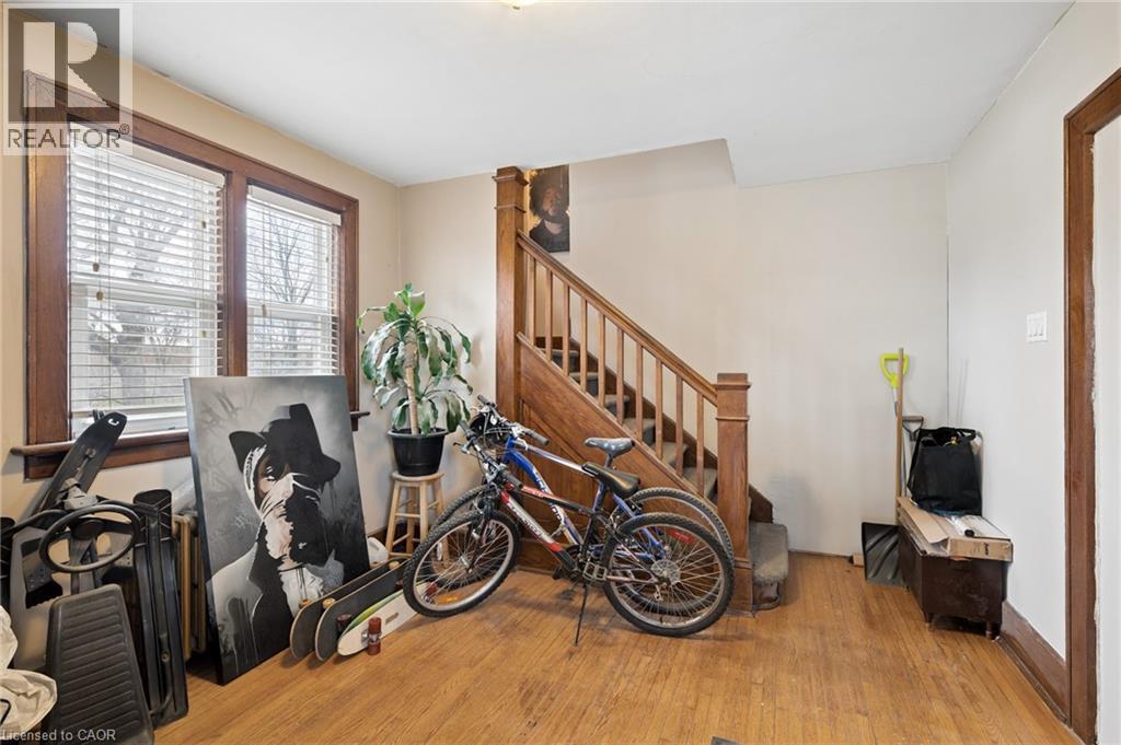 22 DELLROY Avenue, Kitchener, Ontario, N2A2S1 — Photo 27