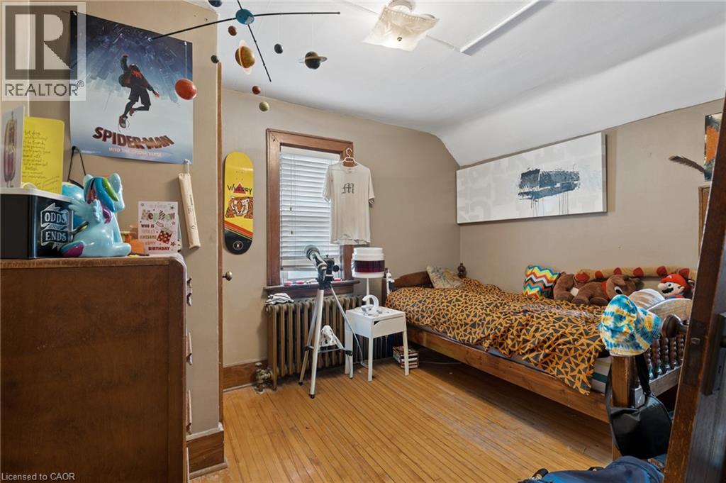 22 DELLROY Avenue, Kitchener, Ontario, N2A2S1 — Photo 30