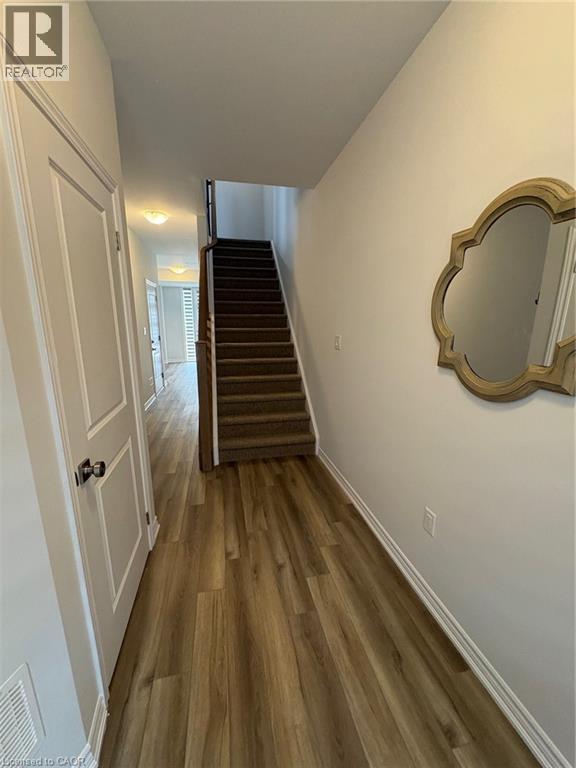 290 EQUESTRIAN Way Unit# 26, Cambridge, Ontario, N3E0E7 — Photo 3