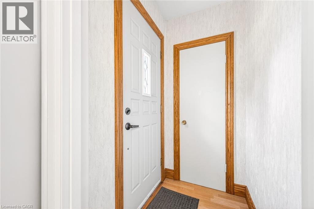 95 EMPRESS Avenue, Hamilton, Ontario, L9A1M5 — Photo 5