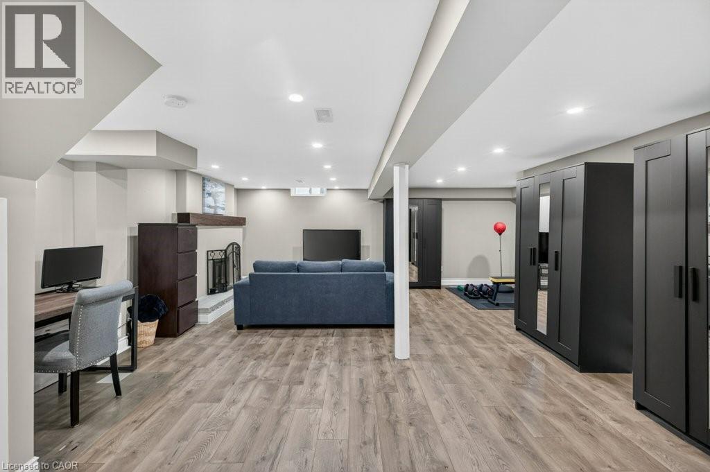 24 BRAEHEID Avenue, Waterdown, Ontario, L8B0C5 — Photo 28