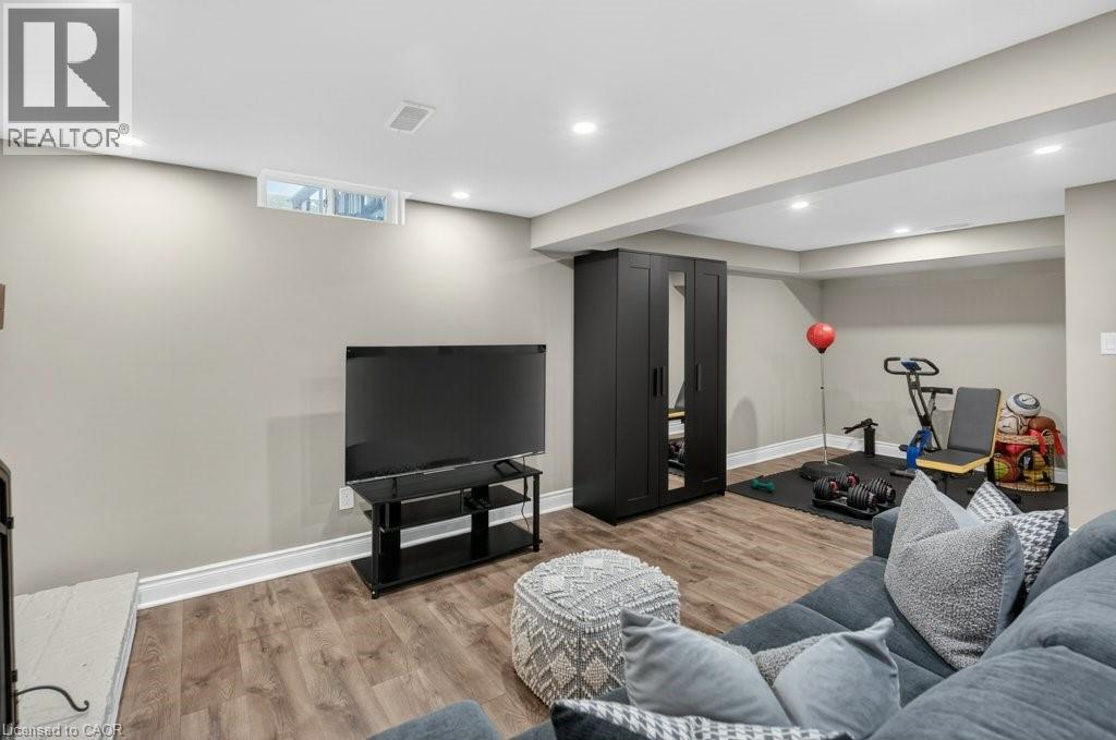 24 BRAEHEID Avenue, Waterdown, Ontario, L8B0C5 — Photo 31
