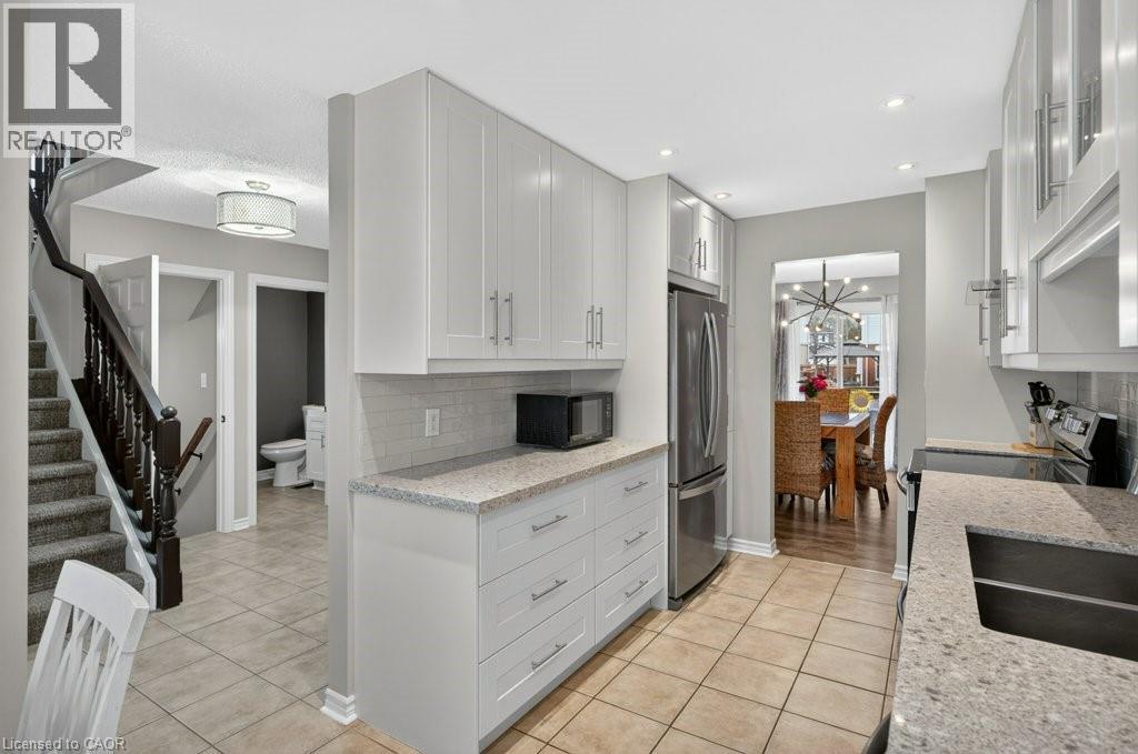 24 BRAEHEID Avenue, Waterdown, Ontario, L8B0C5 — Photo 9