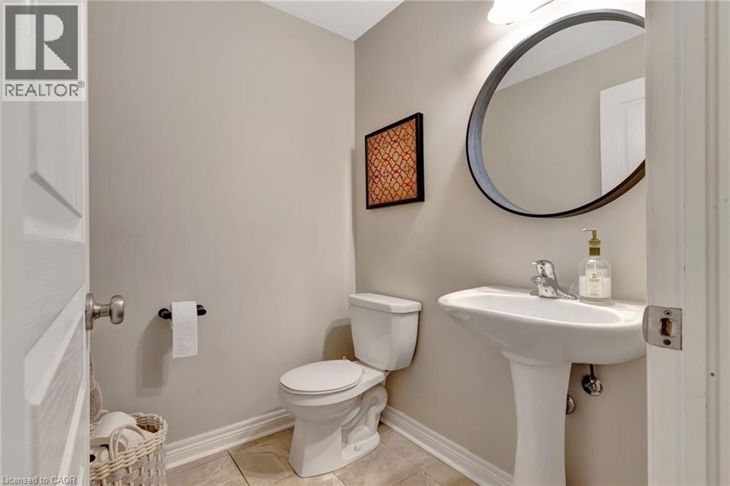513 TERRINGTON Crescent, Kitchener, Ontario, N2P0B9 — Photo 11