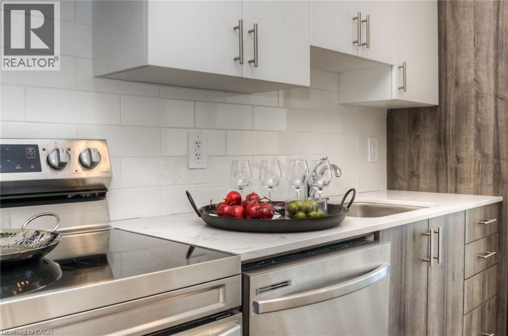 1442 HIGHLAND Road W Unit# 904, Kitchener, Ontario, N2N0C9 — Photo 3