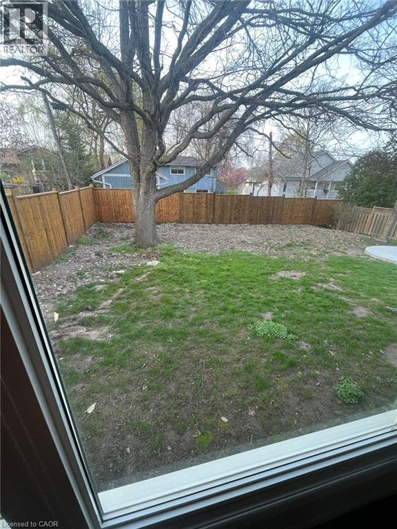 51 BURNESS Drive Unit# upper, St. Catharines, Ontario, L2P1J4 — Photo 12