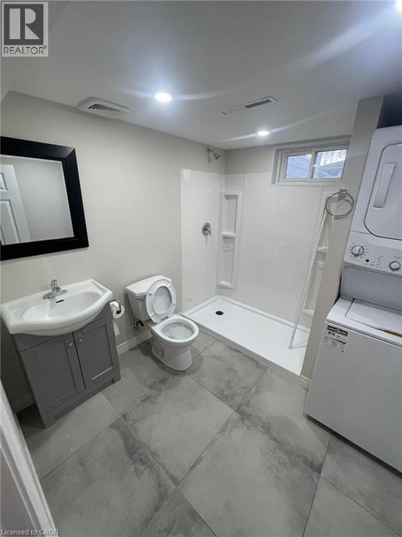 51 BURNESS Drive Unit# upper, St. Catharines, Ontario, L2P1J4 — Photo 25