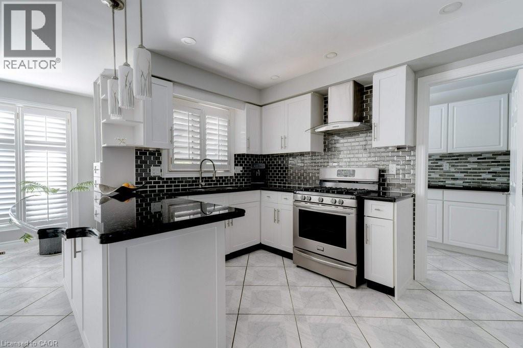 35 LIDO Drive, Stoney Creek, Ontario, L8E5E8 — Photo 17