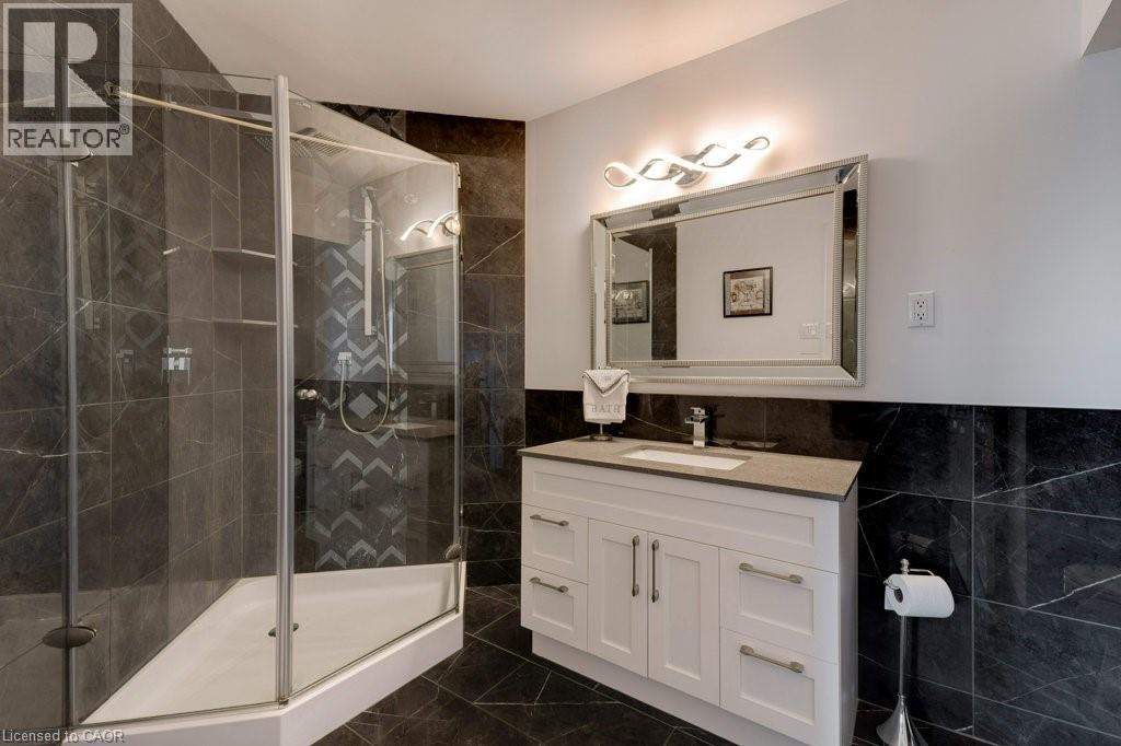 35 LIDO Drive, Stoney Creek, Ontario, L8E5E8 — Photo 25