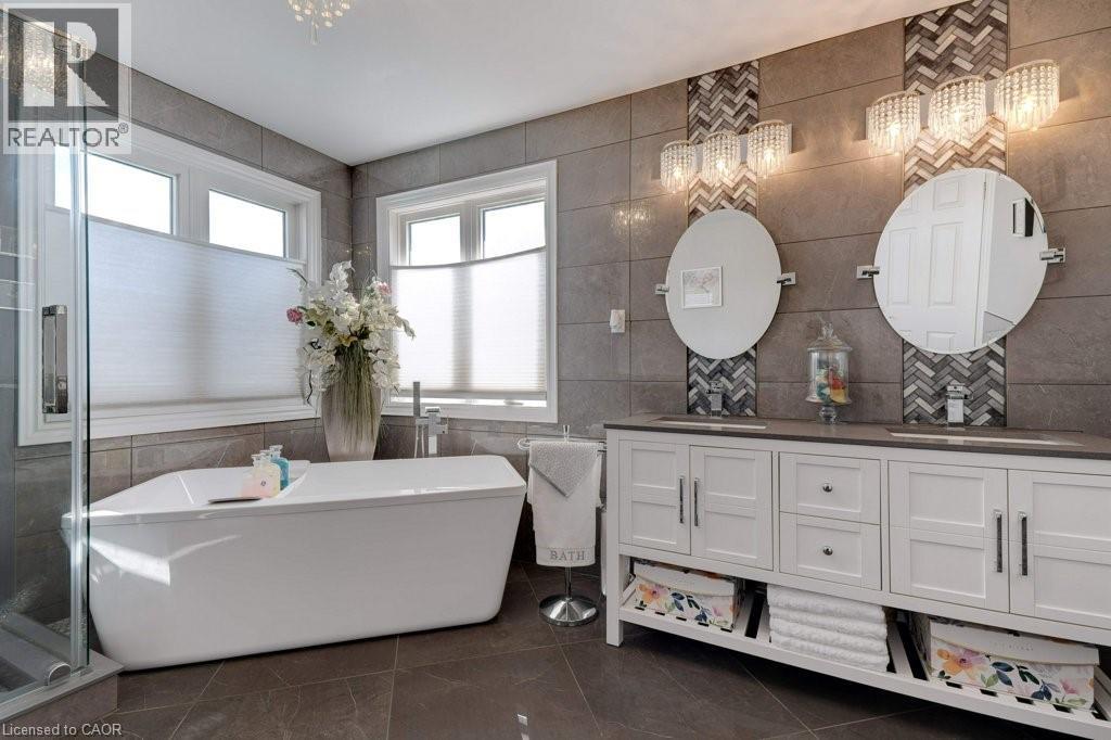 35 LIDO Drive, Stoney Creek, Ontario, L8E5E8 — Photo 33